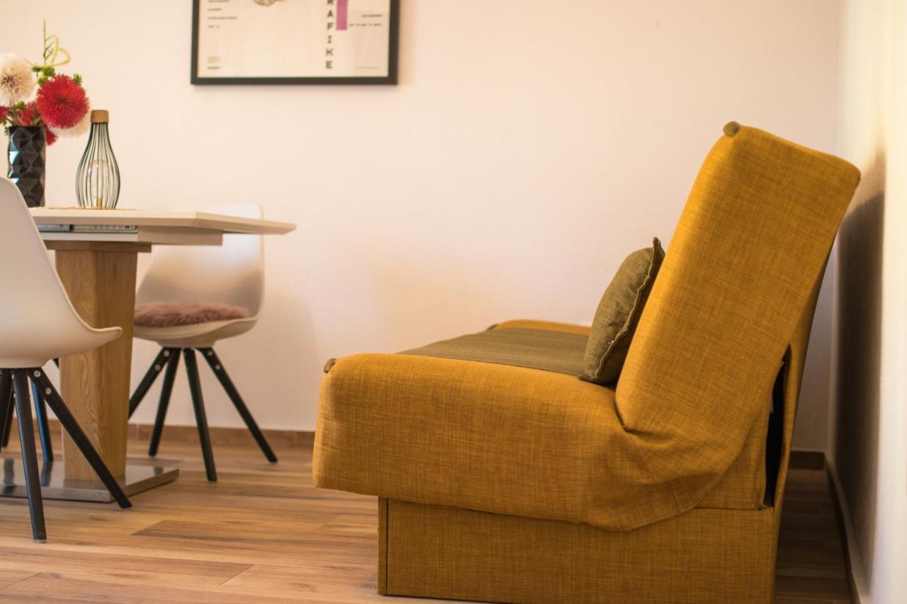 Apartments Flowers Đảo Krk Ngoại thất bức ảnh