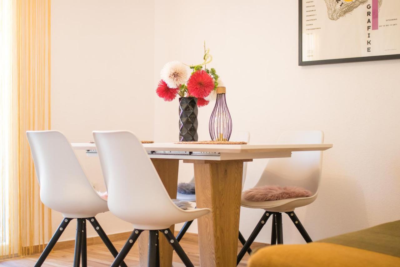 Apartments Flowers Đảo Krk Ngoại thất bức ảnh
